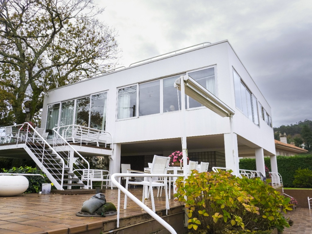 Estructura elevada y vistas